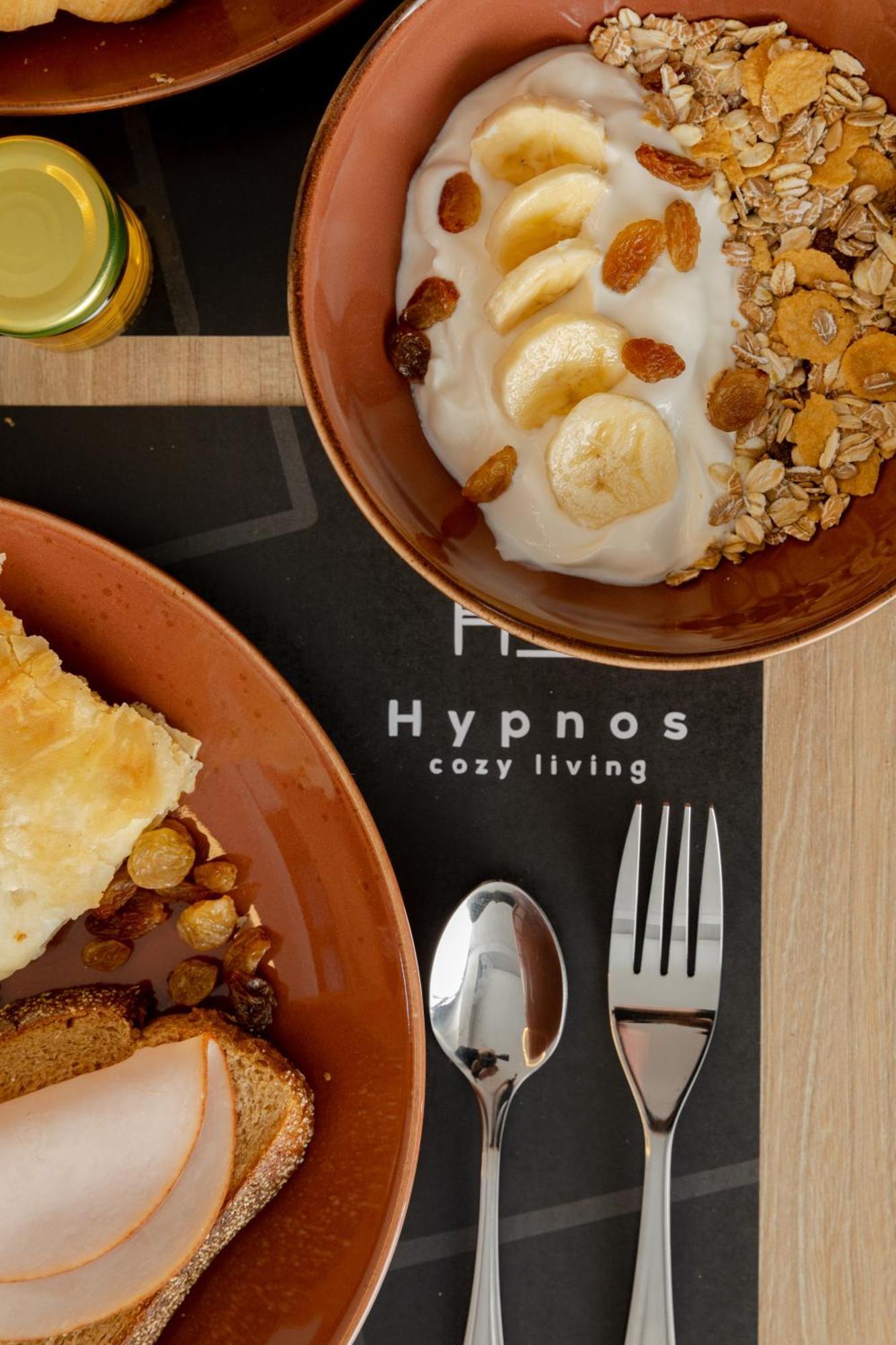 ホテル Hypnos Cozy Living ヨアニナ エクステリア 写真
